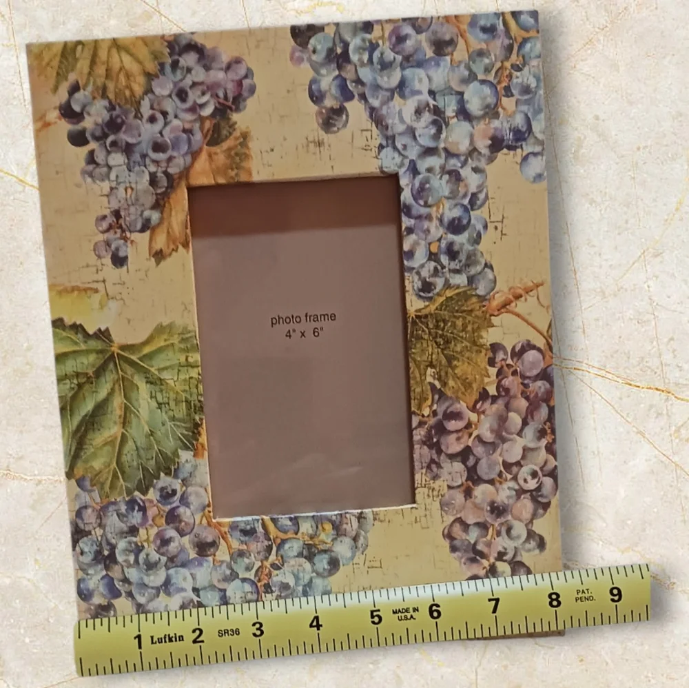 Gift Clock Grape Desk Set. Clock,Tissue Box, and Photo Frame. Yellow Print